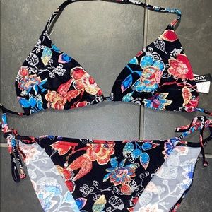 DKNY bikini set Size Medium